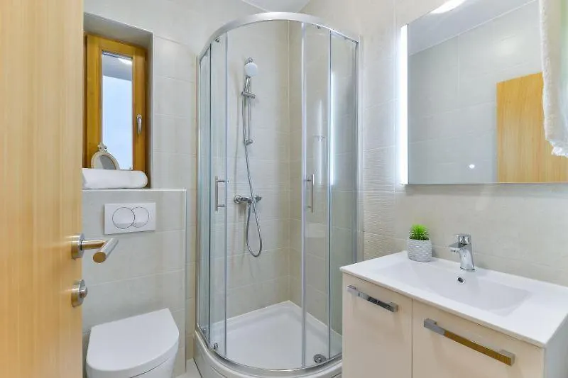 Villa With Pool, 50 M From The Sandy Beach - Id 2209 By Traveler Tourist Agency Krk Затон